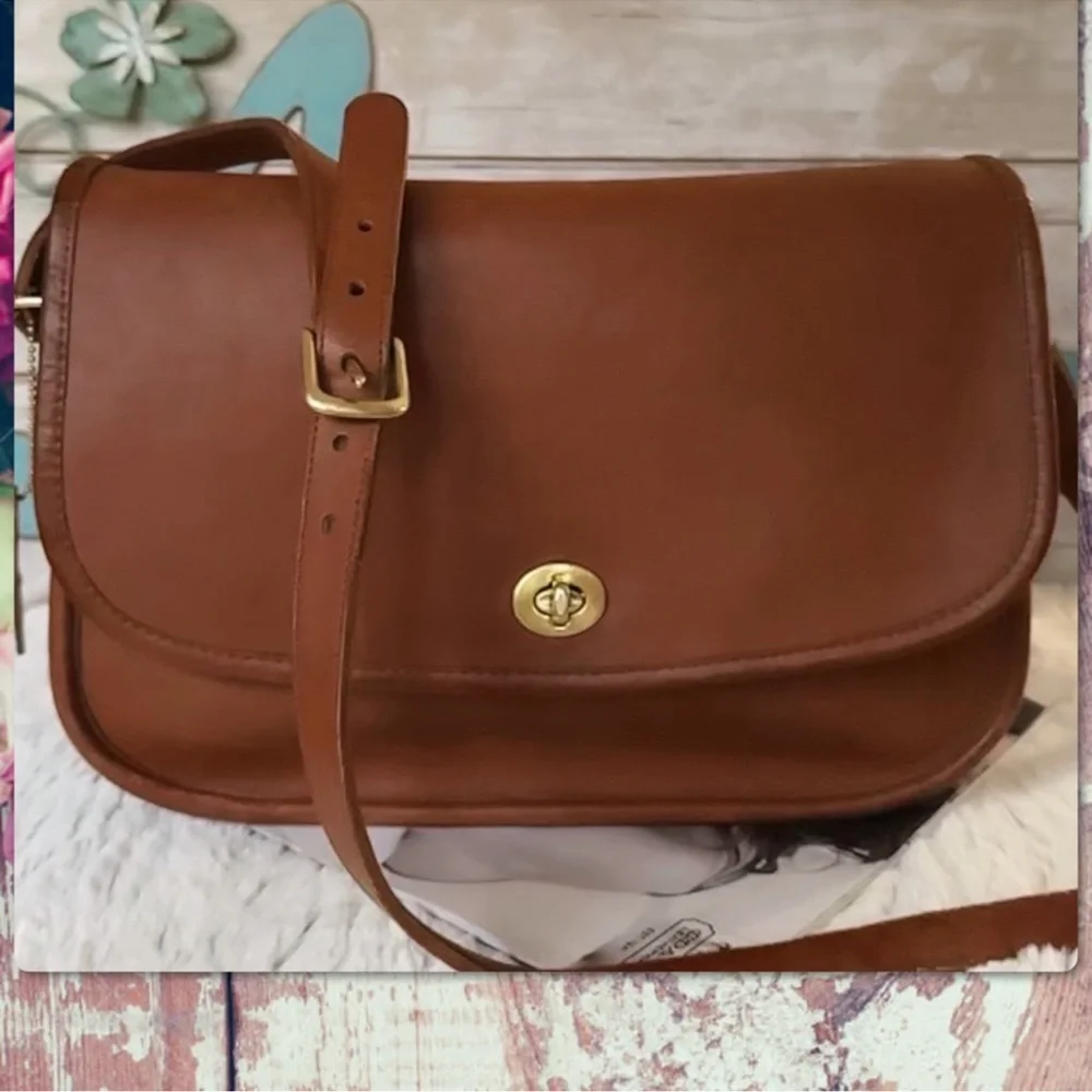 COACH BRITISH TAN CROSSBODY CLASSIC CITY BAG 9790